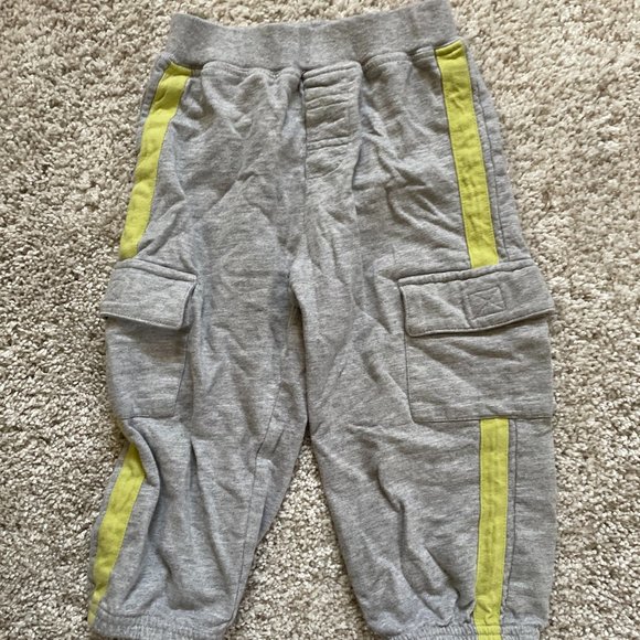 Carters Jogger Sweatpants Baby Boys Size 18 Months Pull On Cargo Pockets - Picture 1 of 5